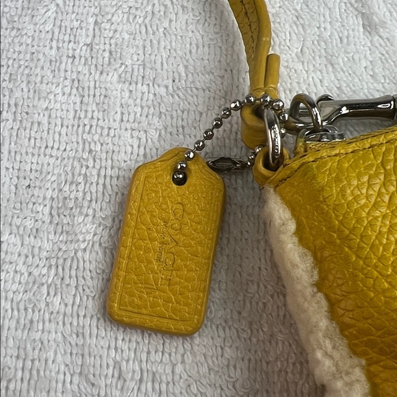 Coach 2015 Mustard Yellow Leather Wristlet - Picture 3 of 6